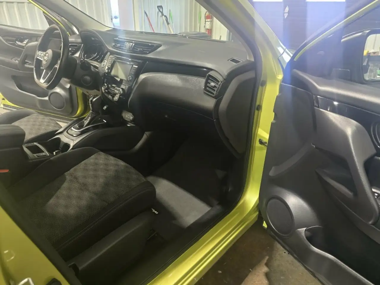 Nissan Qashqai снимка Nissan Qashqai