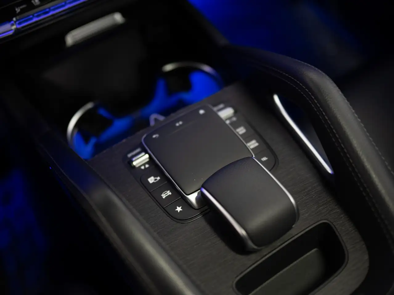 Mercedes-Benz GLE снимка Mercedes-Benz GLE