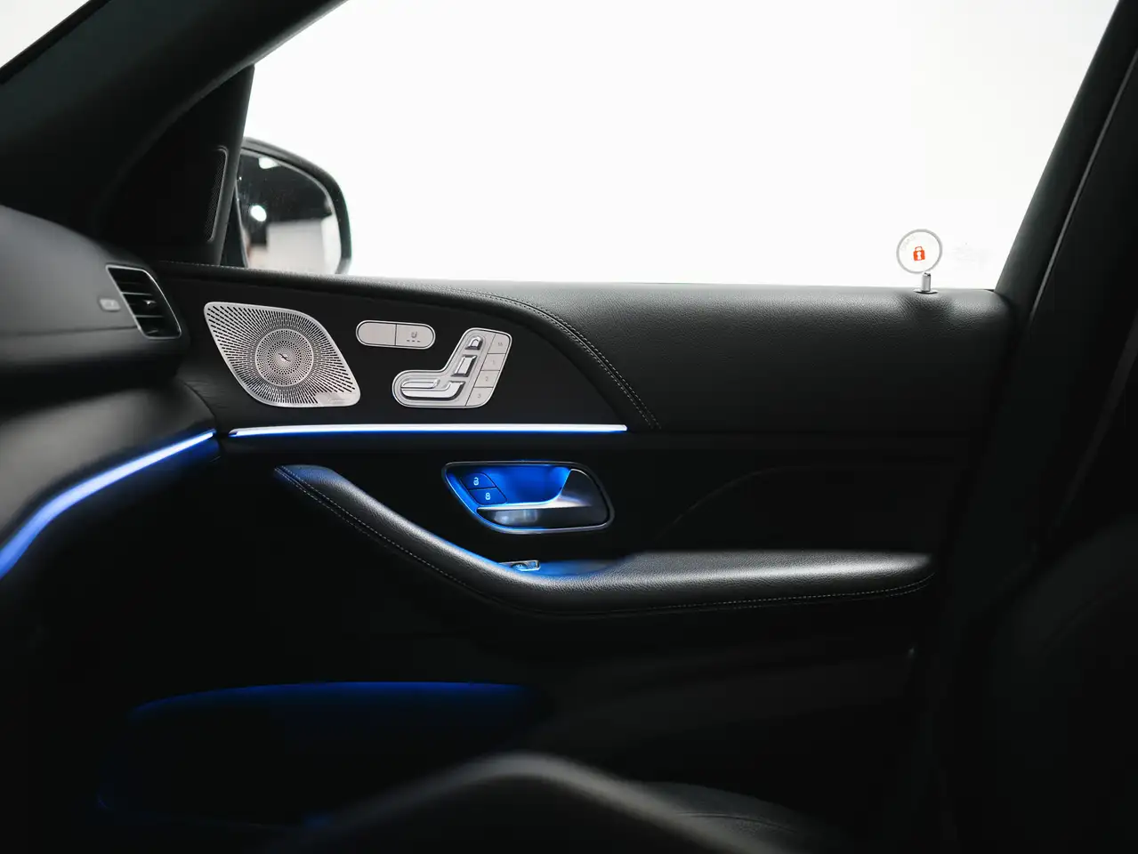 Mercedes-Benz GLE снимка Mercedes-Benz GLE