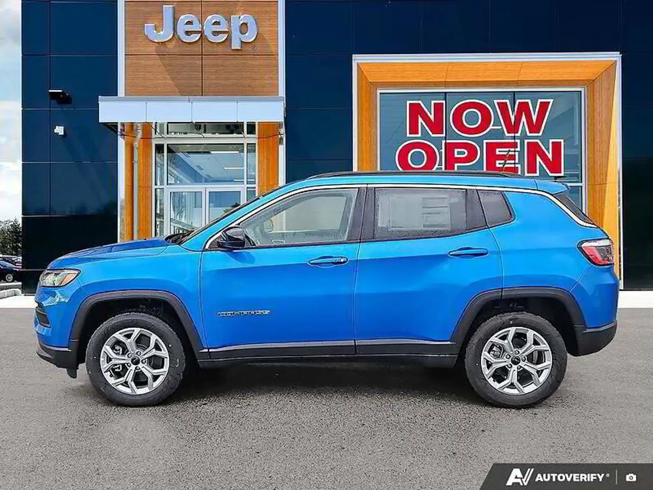 Jeep Compass photo Jeep Compass