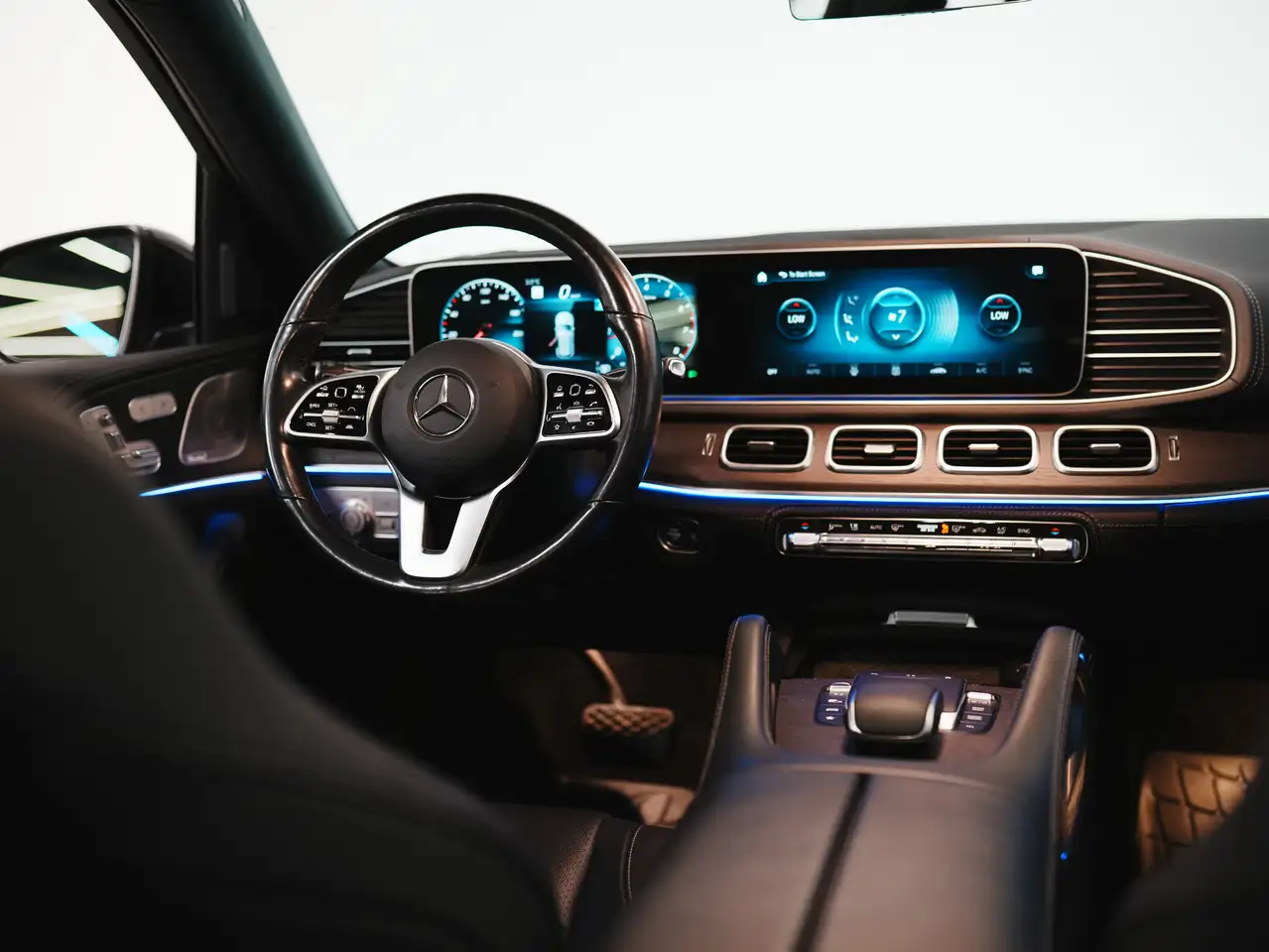 Mercedes-Benz GLE снимка Mercedes-Benz GLE