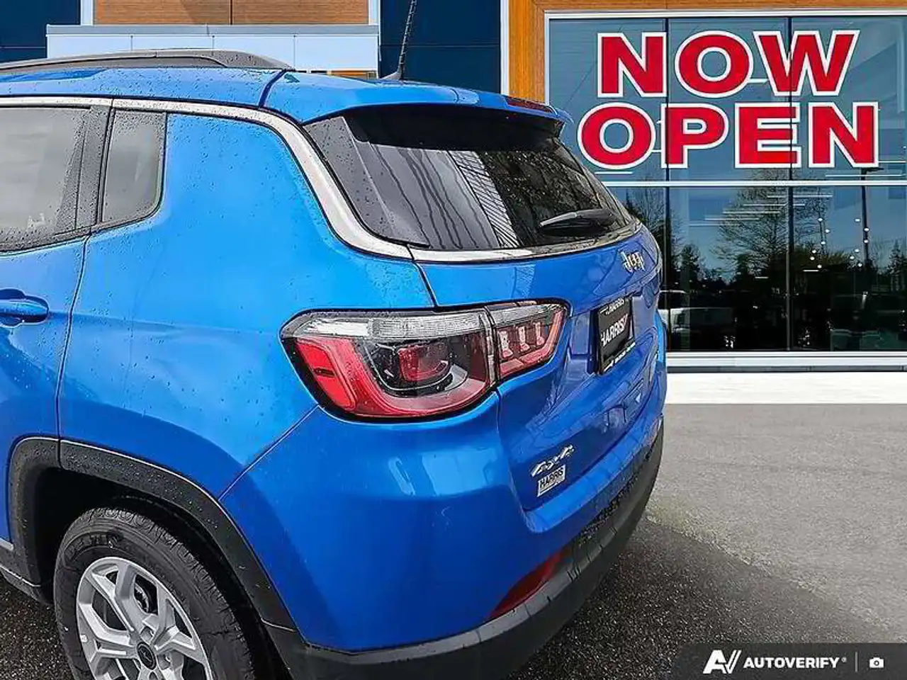 Jeep Compass photo Jeep Compass