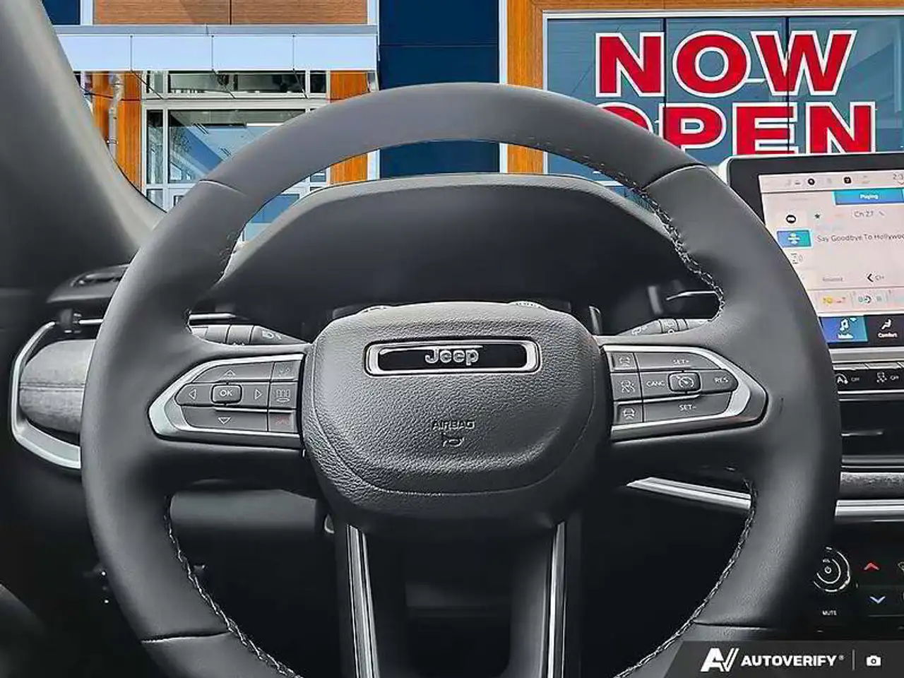 Jeep Compass photo Jeep Compass