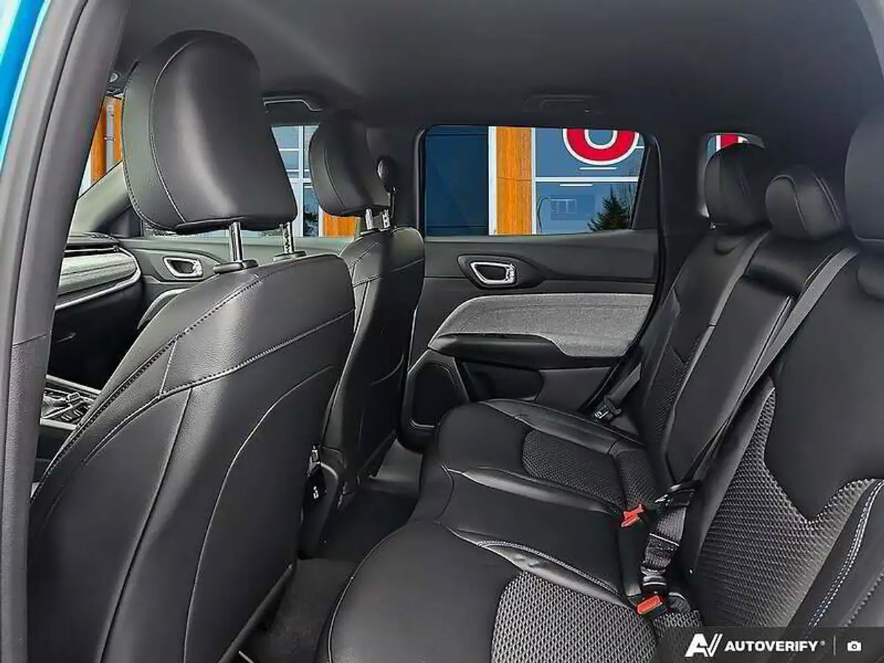 Jeep Compass photo Jeep Compass