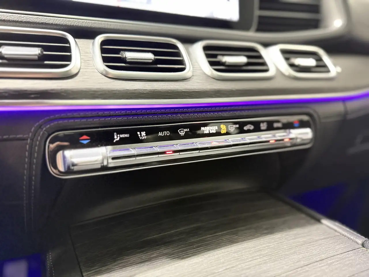 Mercedes-Benz GLE photo Mercedes-Benz GLE