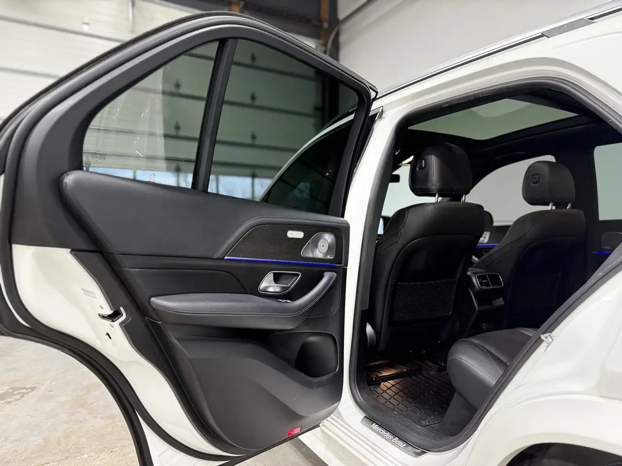 Mercedes-Benz GLE photo Mercedes-Benz GLE