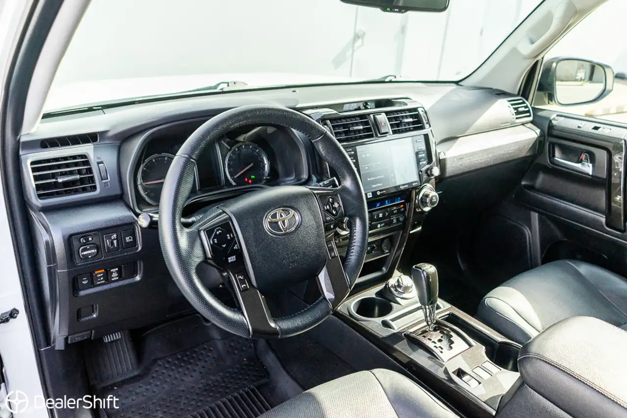 Toyota 4-Runner photo Toyota 4-Runner