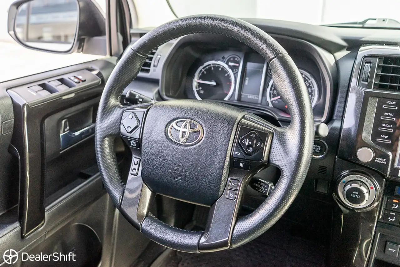 Toyota 4-Runner photo Toyota 4-Runner