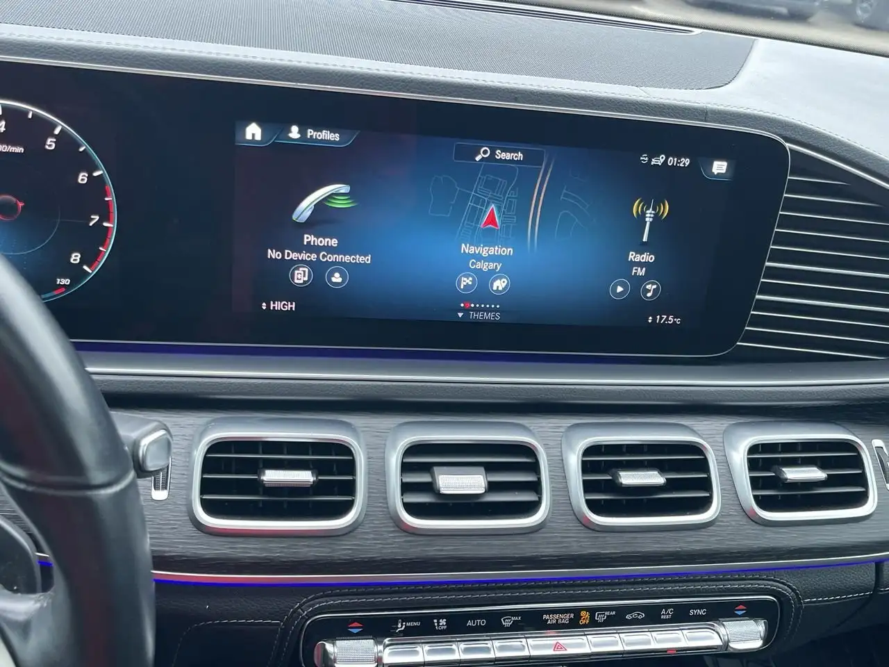 Mercedes-Benz GLE снимка Mercedes-Benz GLE