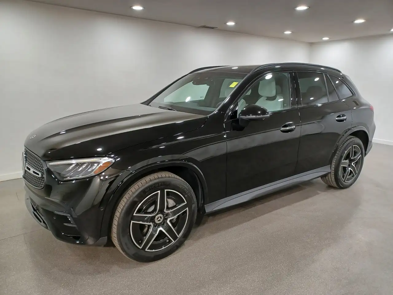 2026 Mercedes-Benz GLC