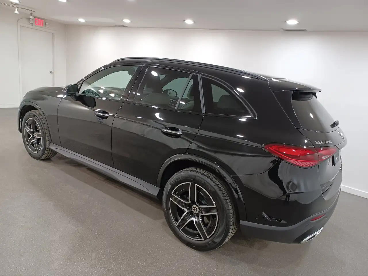 Mercedes-Benz GLC снимка Mercedes-Benz GLC