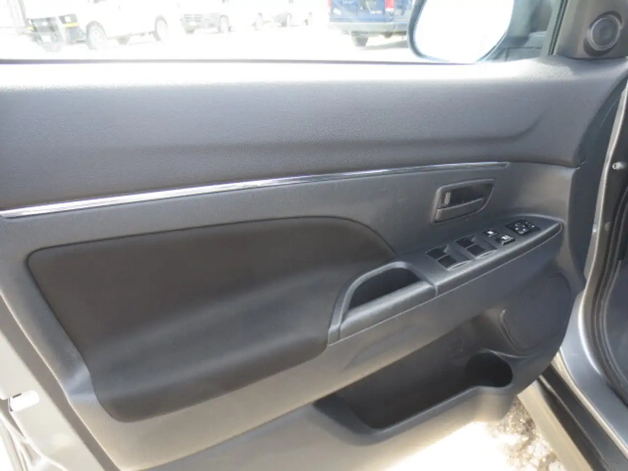 Mitsubishi RVR снимка Mitsubishi RVR