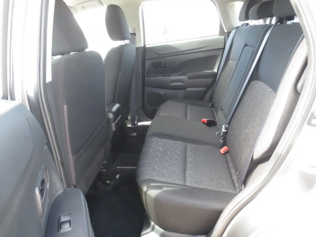 Mitsubishi RVR снимка Mitsubishi RVR