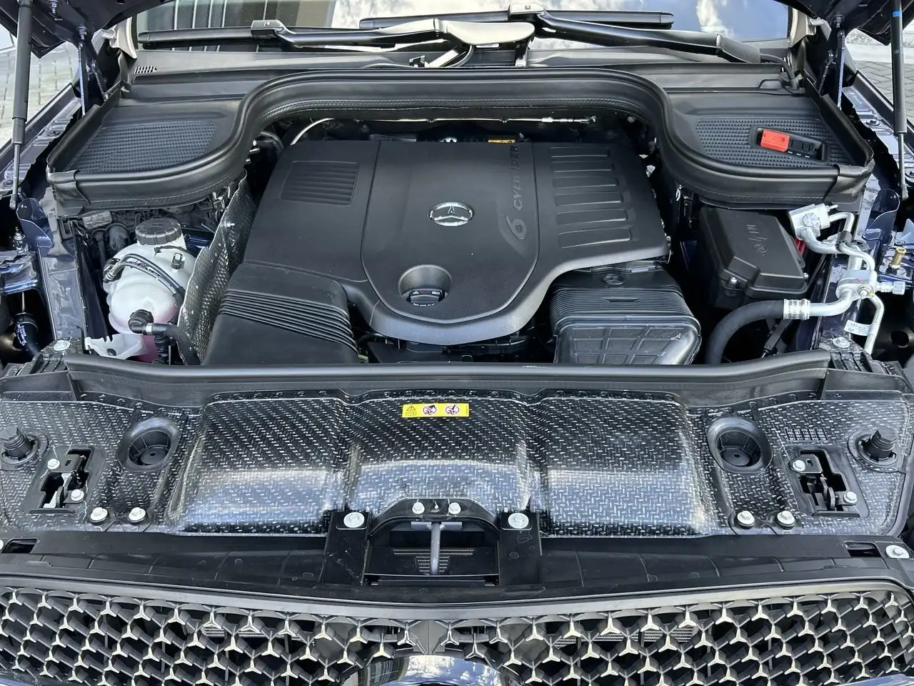 Mercedes-Benz GLE снимка Mercedes-Benz GLE