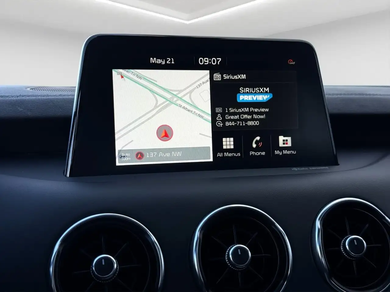 Kia Stinger photo Kia Stinger