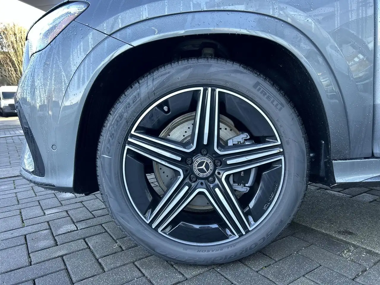Mercedes-Benz GLE снимка Mercedes-Benz GLE