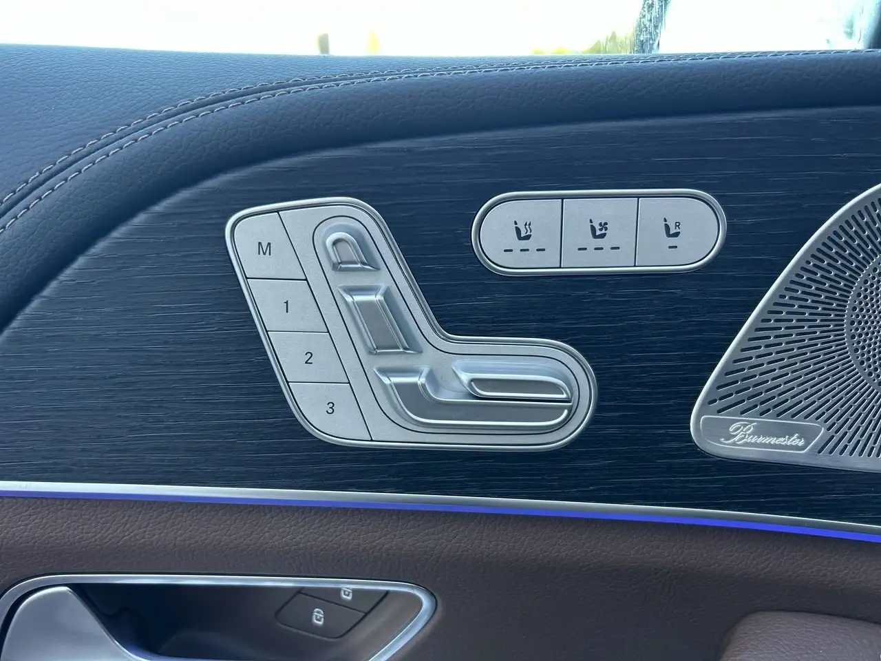 Mercedes-Benz GLE снимка Mercedes-Benz GLE