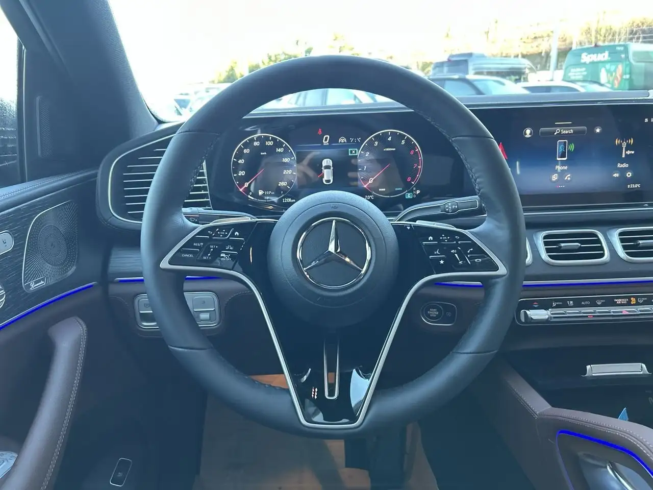 Mercedes-Benz GLE снимка Mercedes-Benz GLE