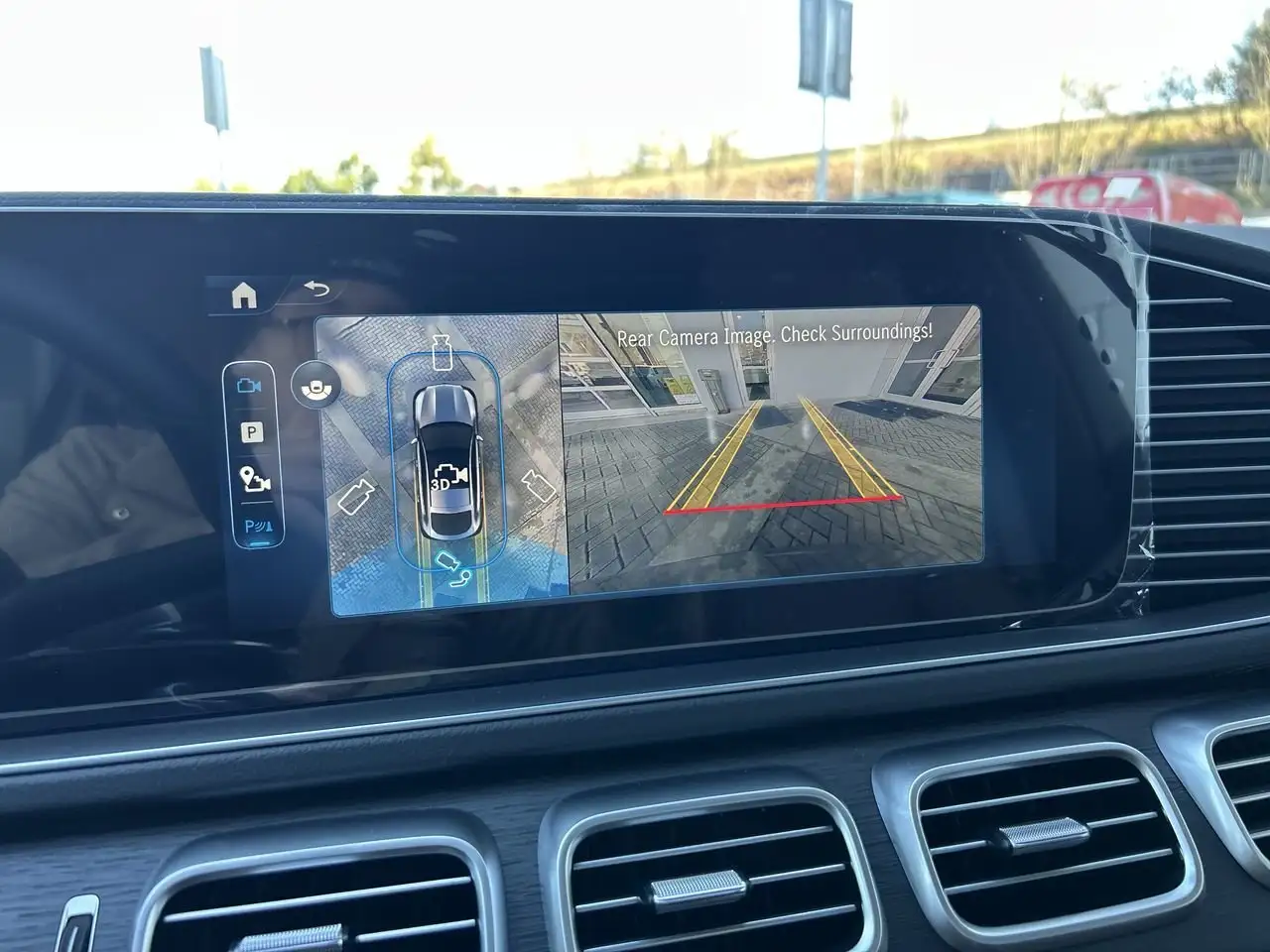 Mercedes-Benz GLE снимка Mercedes-Benz GLE