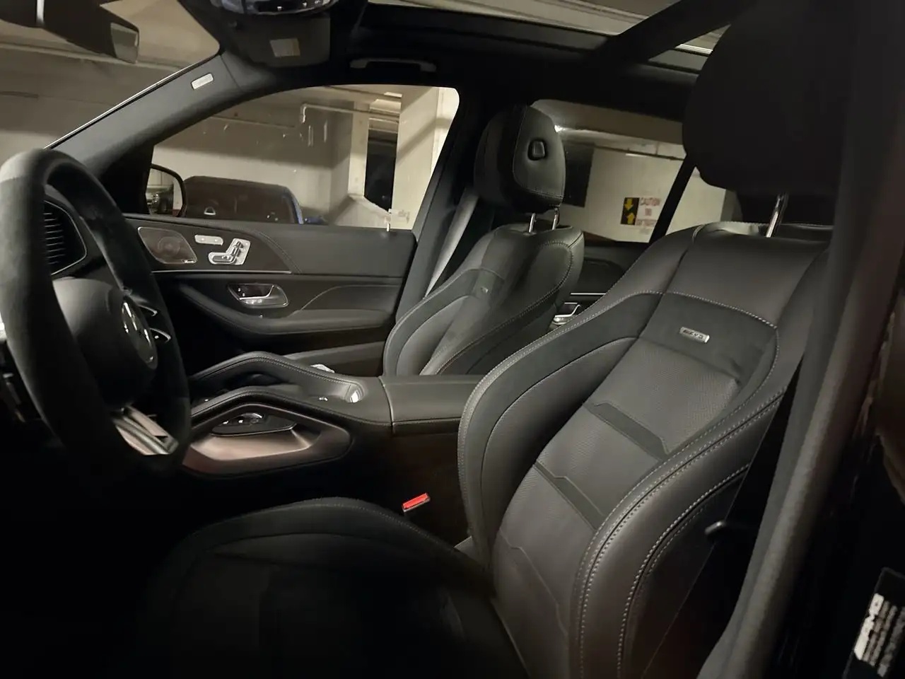 Mercedes-Benz GLE снимка Mercedes-Benz GLE