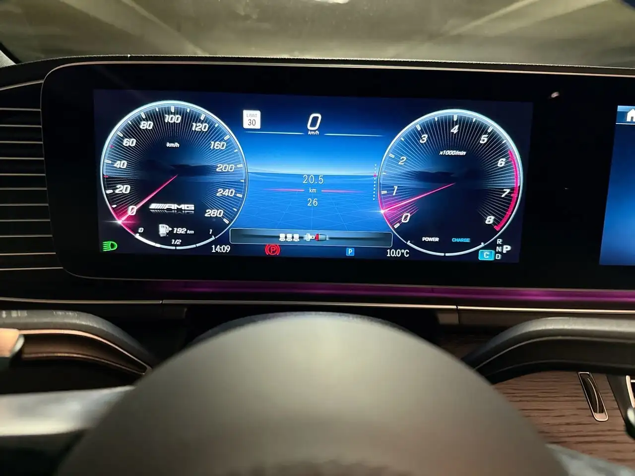 Mercedes-Benz GLE снимка Mercedes-Benz GLE