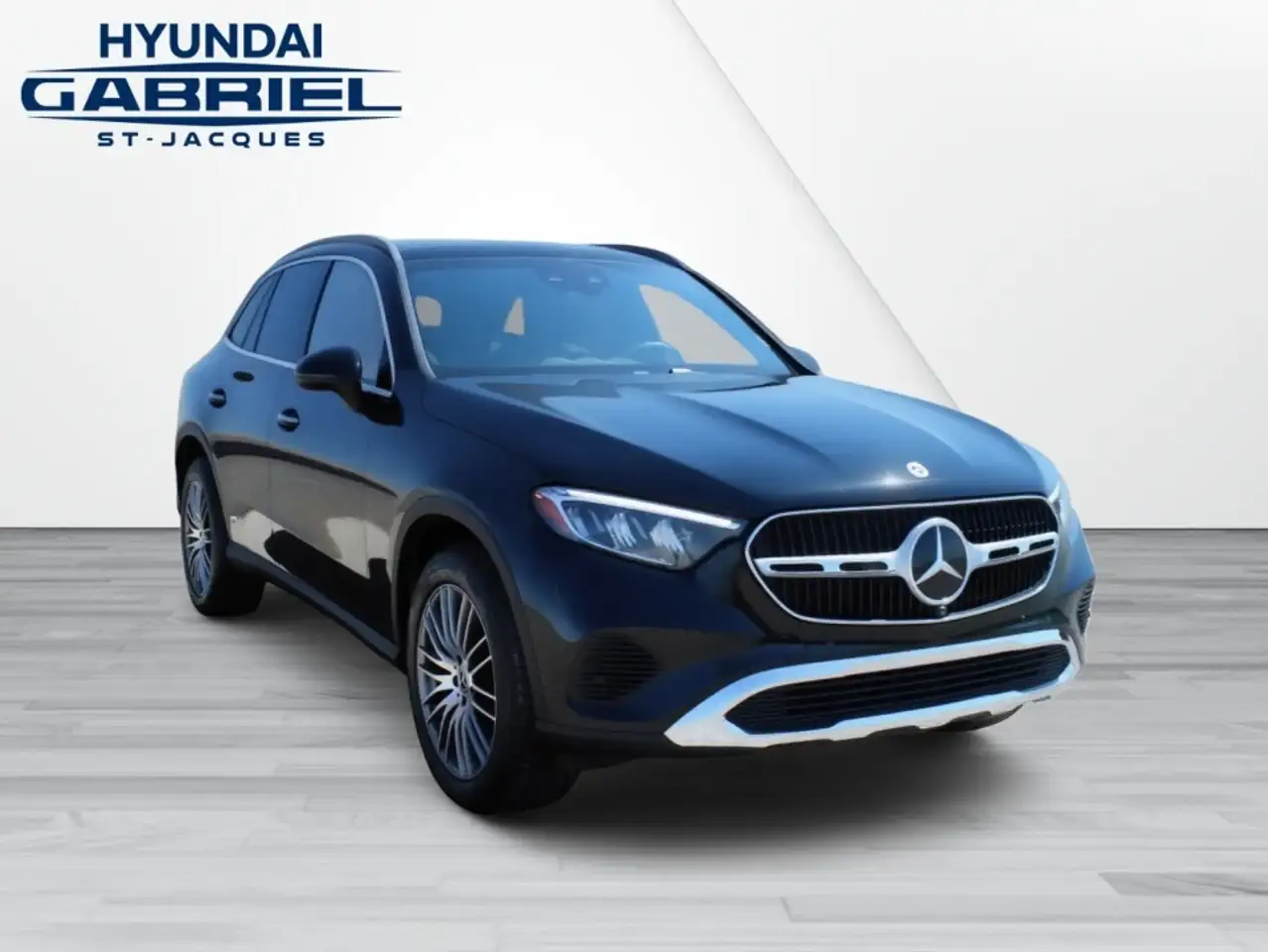 Mercedes-Benz GLC снимка Mercedes-Benz GLC