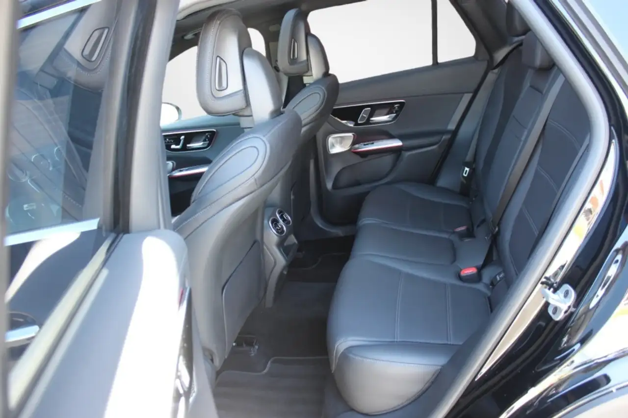 Mercedes-Benz GLC снимка Mercedes-Benz GLC