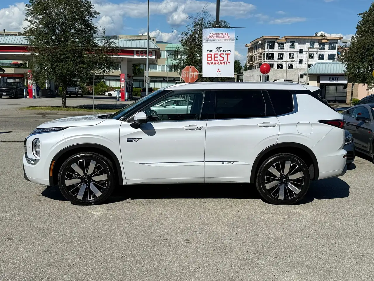 Mitsubishi Outlander photo Mitsubishi Outlander