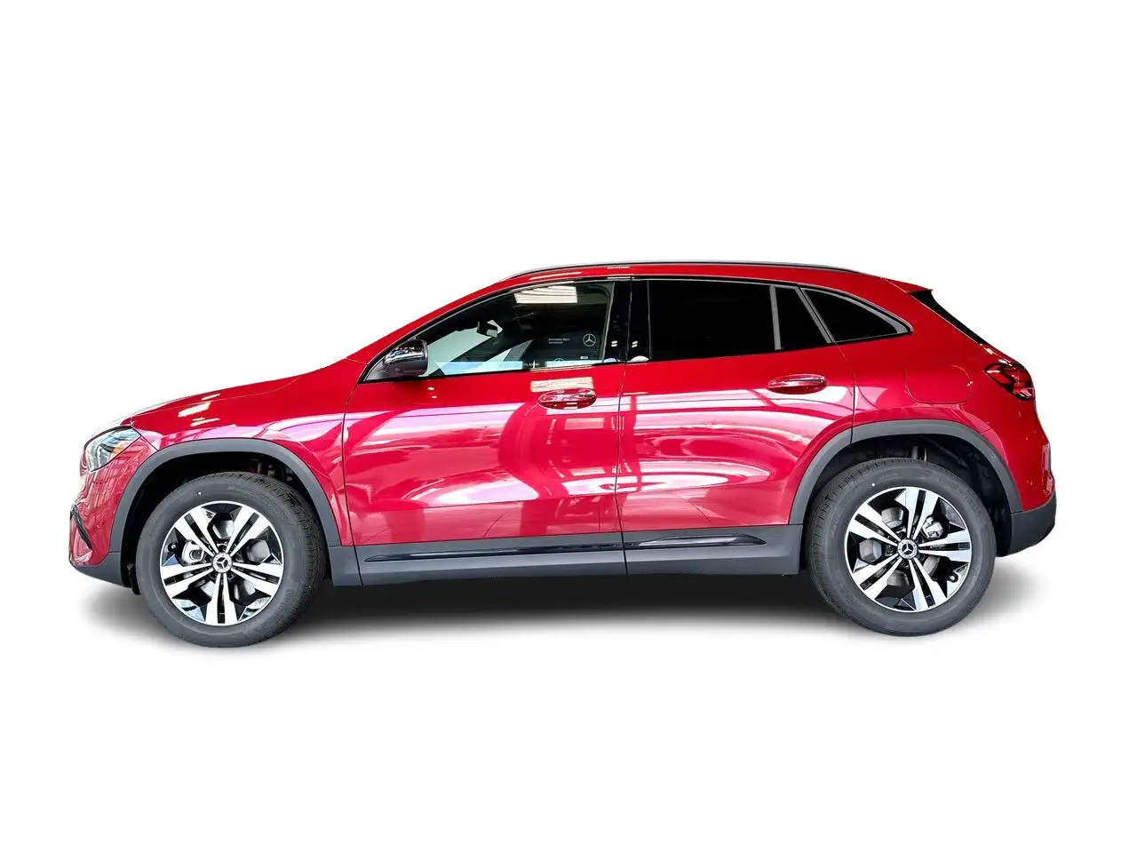 Mercedes-Benz GLA снимка Mercedes-Benz GLA