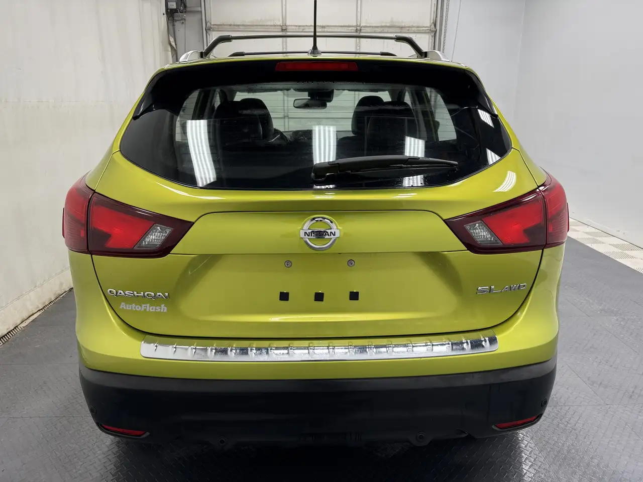 Nissan Qashqai снимка Nissan Qashqai