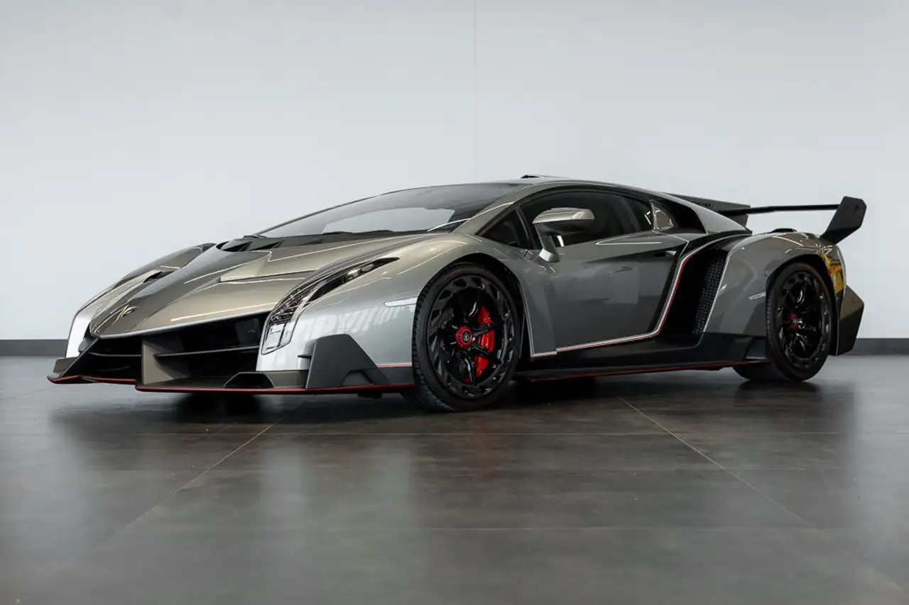 2014 Lamborghini Veneno