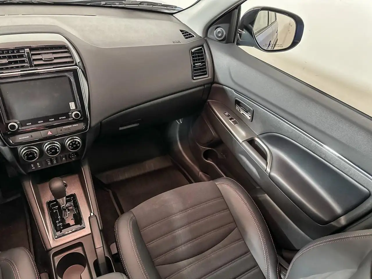 Mitsubishi RVR снимка Mitsubishi RVR