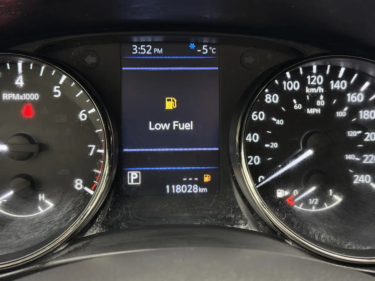 Nissan Qashqai снимка Nissan Qashqai