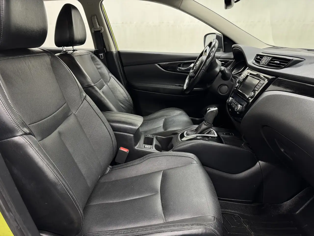 Nissan Qashqai снимка Nissan Qashqai
