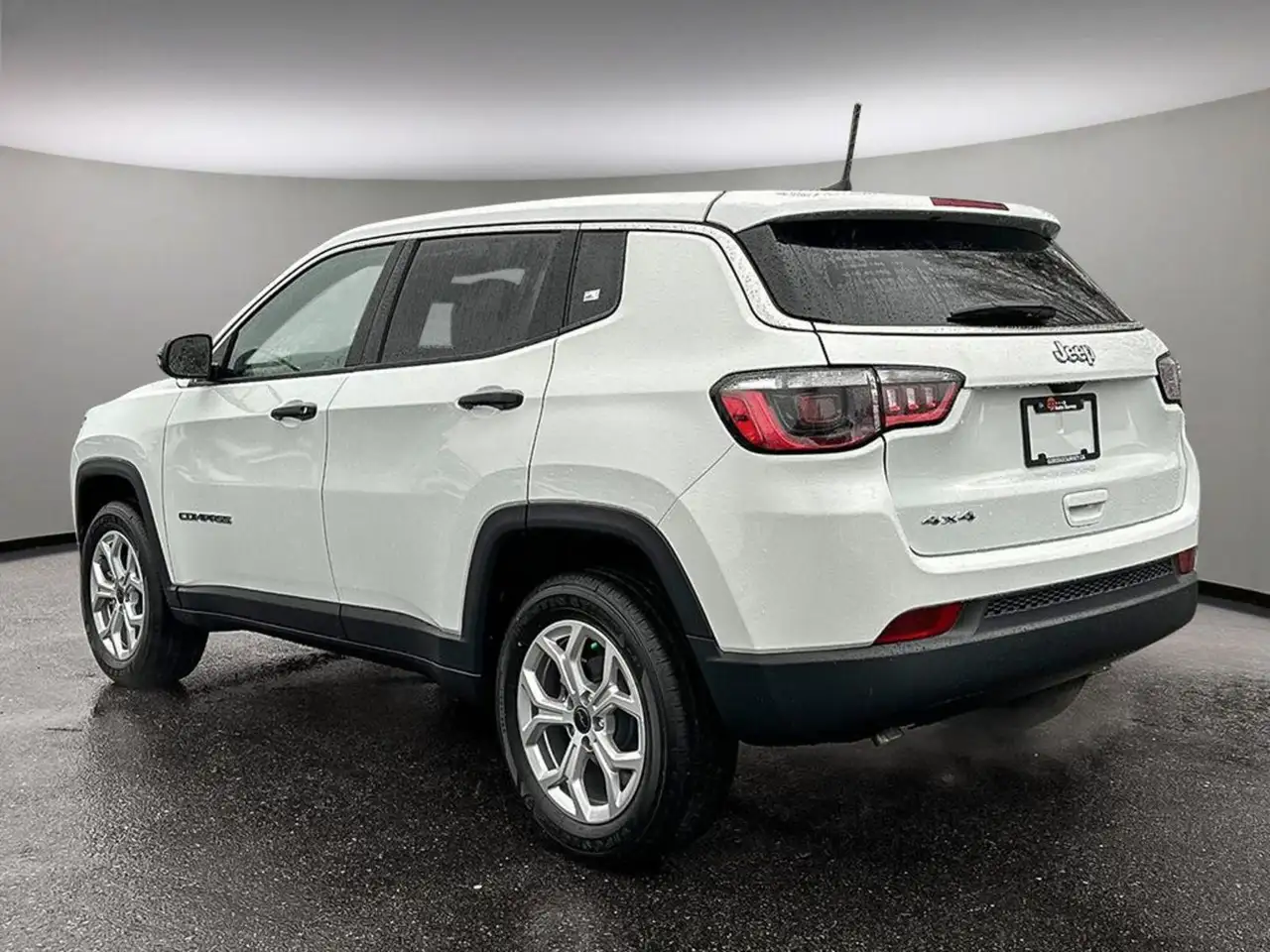 Jeep Compass photo Jeep Compass