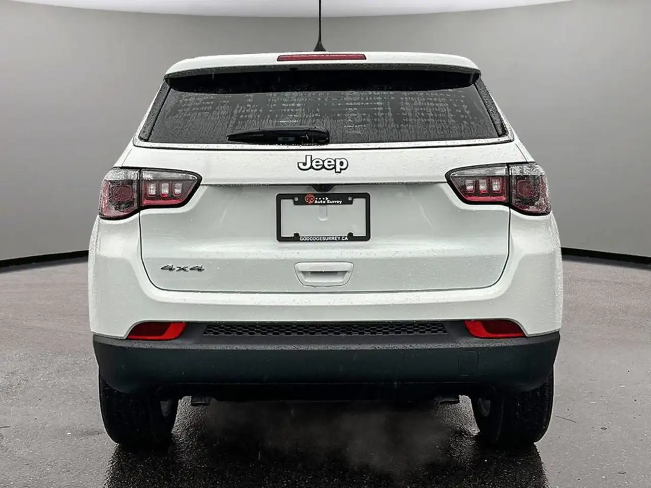 Jeep Compass photo Jeep Compass