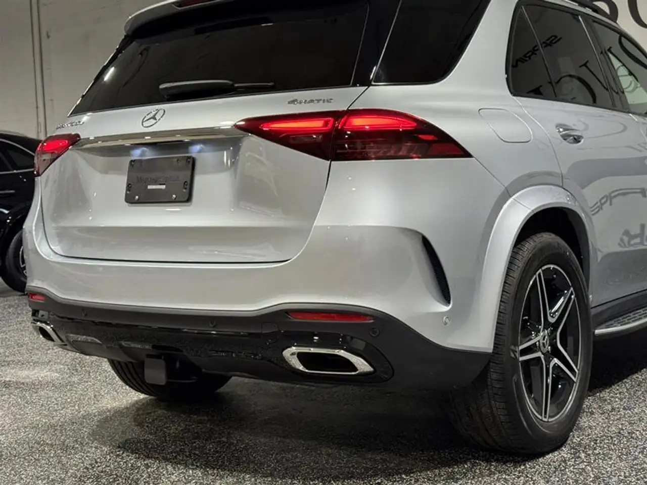 Mercedes-Benz GLE снимка Mercedes-Benz GLE