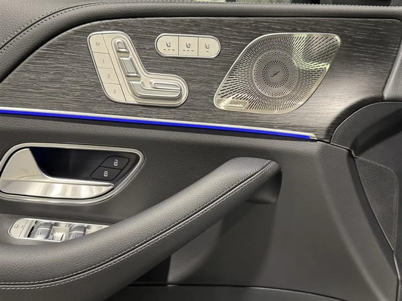 Mercedes-Benz GLE снимка Mercedes-Benz GLE
