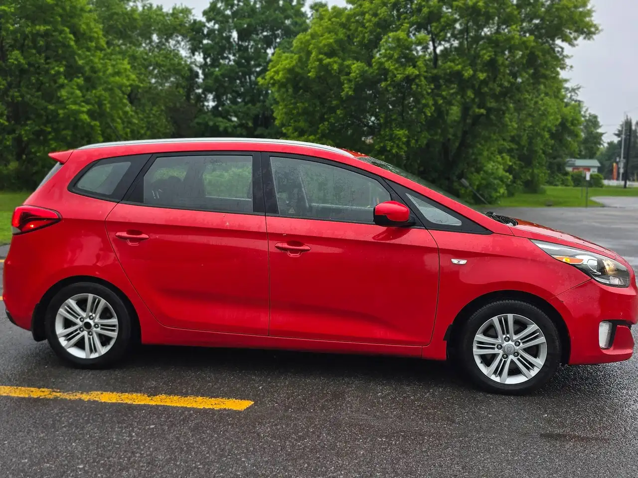2014 Kia Rondo