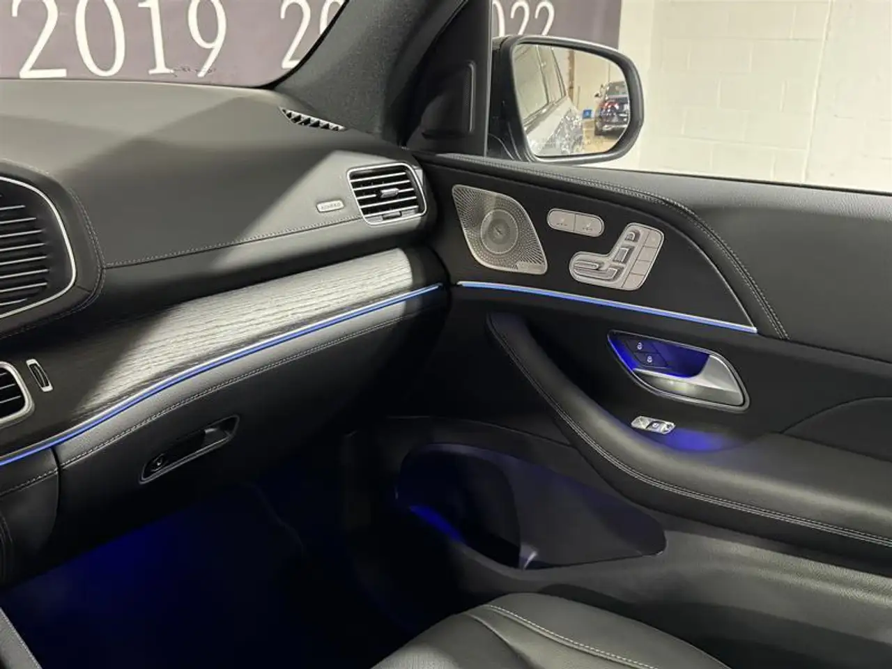 Mercedes-Benz GLE снимка Mercedes-Benz GLE