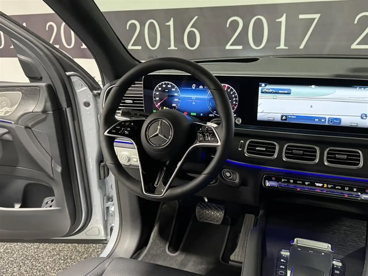 Mercedes-Benz GLE снимка Mercedes-Benz GLE