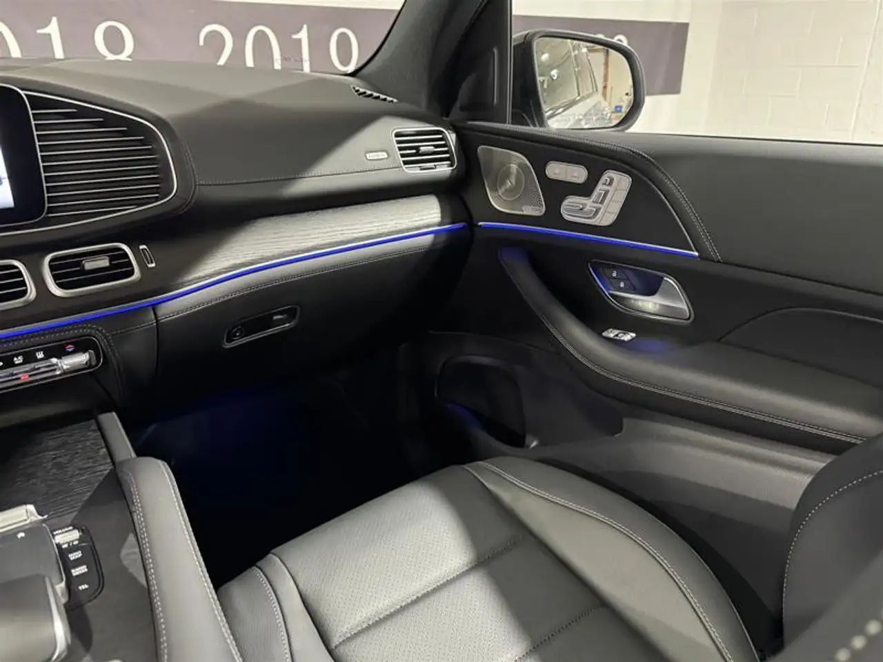 Mercedes-Benz GLE снимка Mercedes-Benz GLE
