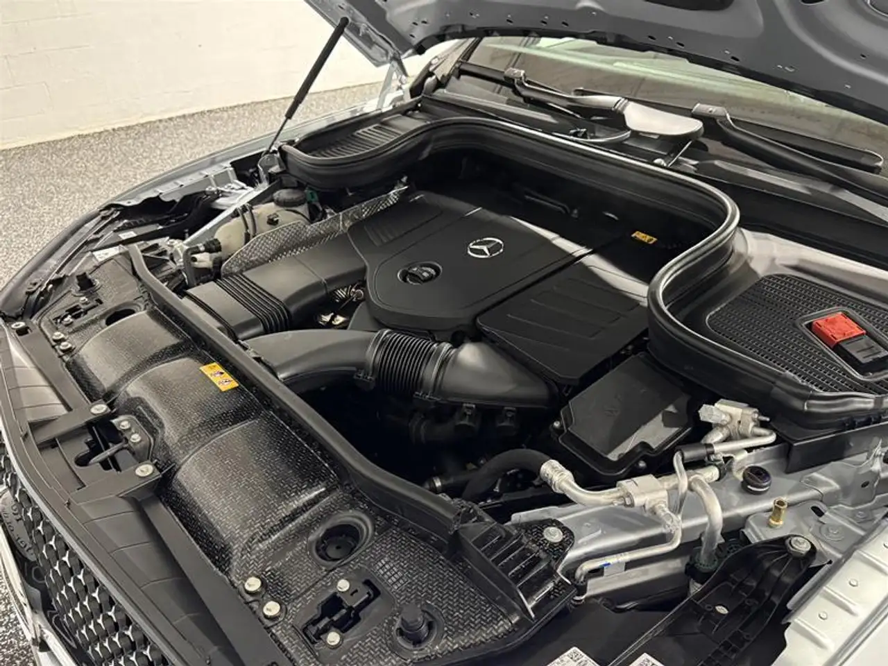 Mercedes-Benz GLE снимка Mercedes-Benz GLE