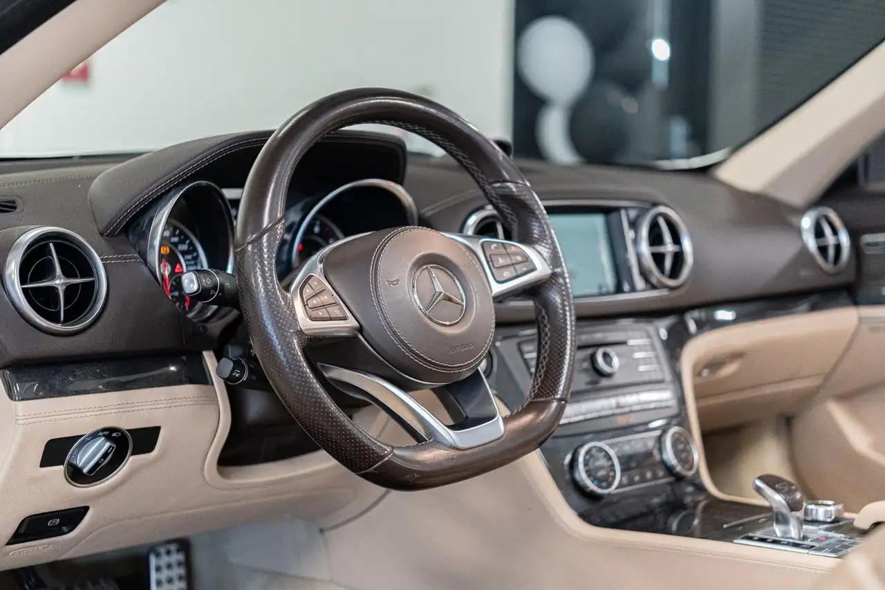 Mercedes-Benz SL fotografie Mercedes-Benz SL