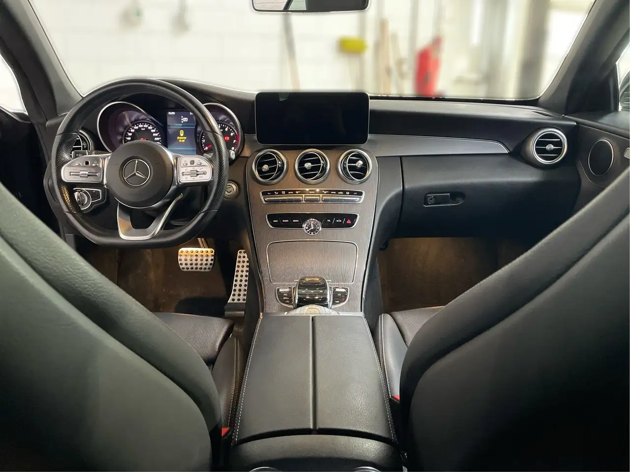 Mercedes-Benz C-Class photo Mercedes-Benz C-Class