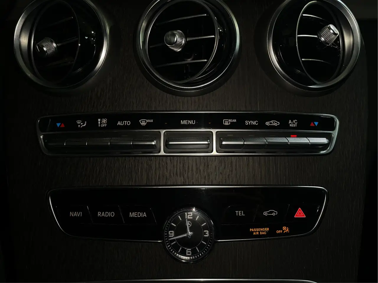 Mercedes-Benz C-Class photo Mercedes-Benz C-Class