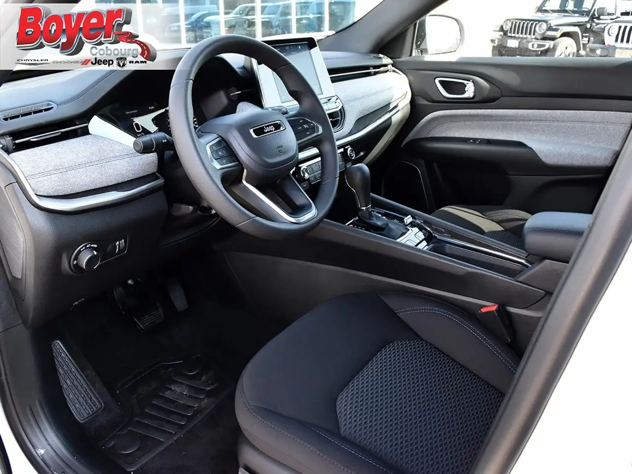 Jeep Compass photo Jeep Compass
