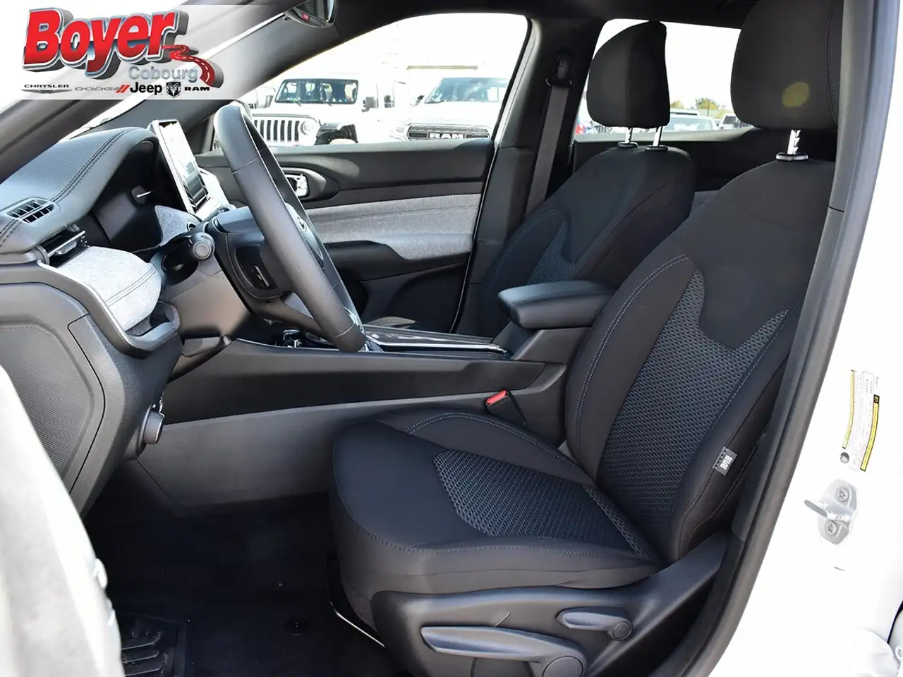 Jeep Compass photo Jeep Compass