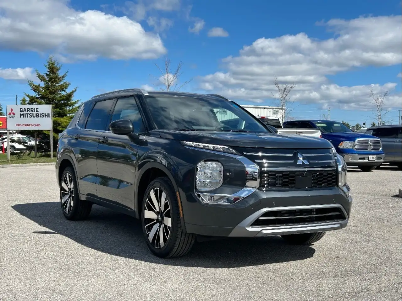 Mitsubishi Outlander снимка Mitsubishi Outlander