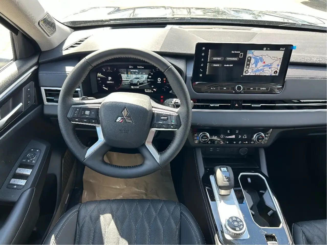 Mitsubishi Outlander снимка Mitsubishi Outlander
